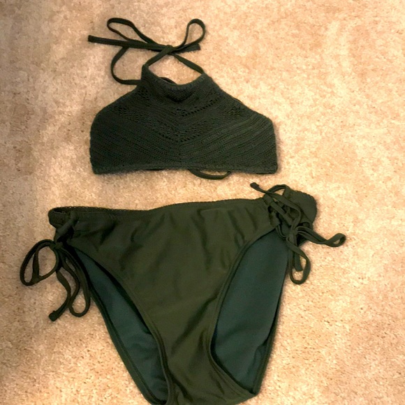 Hunter Green Bikini - Picture 2 of 5